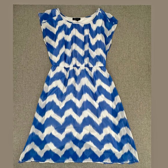 AB Studio Dress Chevron Print Blue White Lined‎ Sz 6 Cap Sleeve Elastic Waist - Picture 1 of 15